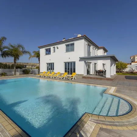 Villa The Ultimate Guide To Renting Your Luxury 4 Bedroom Villa With Private Pool, Larnaca Villa 1398 *