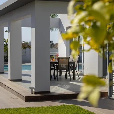 The Ultimate Guide To Renting Your Luxury 4 Bedroom Villa With Private Pool, Larnaca Villa 1398 Villa