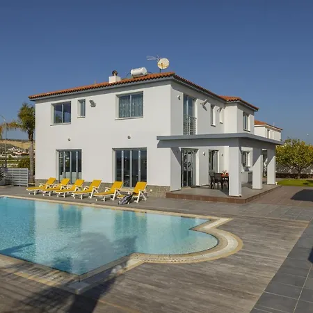 The Ultimate Guide To Renting Your Luxury 4 Bedroom Villa With Private Pool, Larnaca Villa 1398