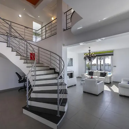 The Ultimate Guide To Renting Your Luxury 4 Bedroom Villa With Private Pool, Larnaca Villa 1398