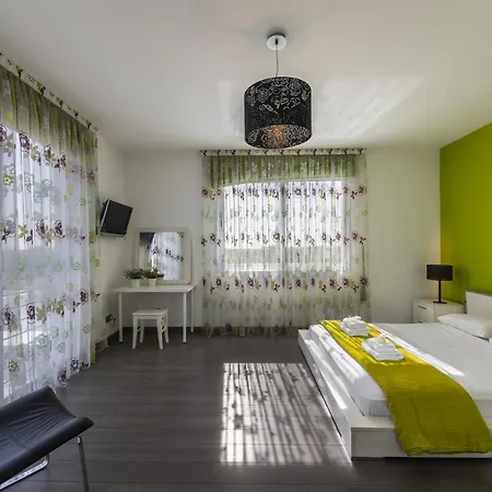 Villa The Ultimate Guide To Renting Your Luxury 4 Bedroom Villa With Private Pool, Larnaca Villa 1398